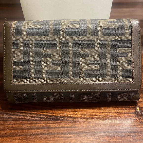FENDI Zucca Pattern Wallet - Picture 1 of 10